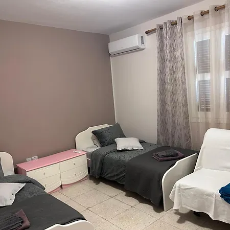 Apartmán Ptolemaidos Cosy Family Larnaca