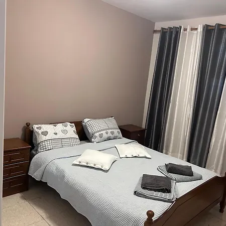 Ptolemaidos Cosy Family شقة لارنكا